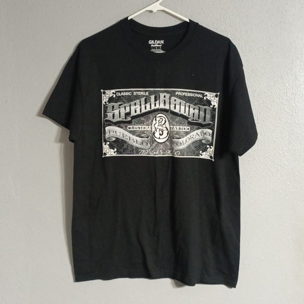 SpellBound Tattoo T-shirt Size Large